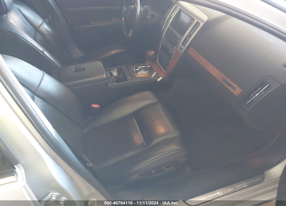 2011 CADILLAC STS LUXURY VIN: 1G6DW6ED6B0100981
