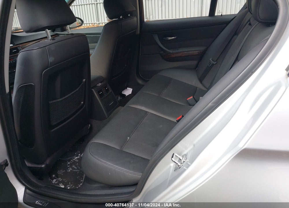 2006 BMW 325XI VIN: WBAVD13576KV09651