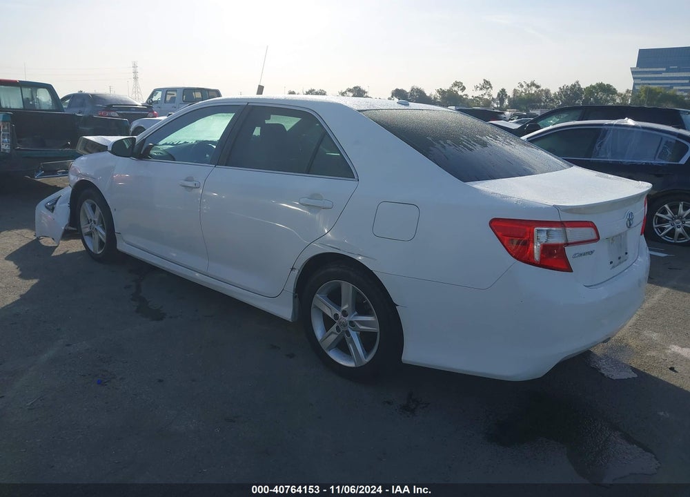 2014 TOYOTA CAMRY SE VIN: 4T1BF1FK7EU754451