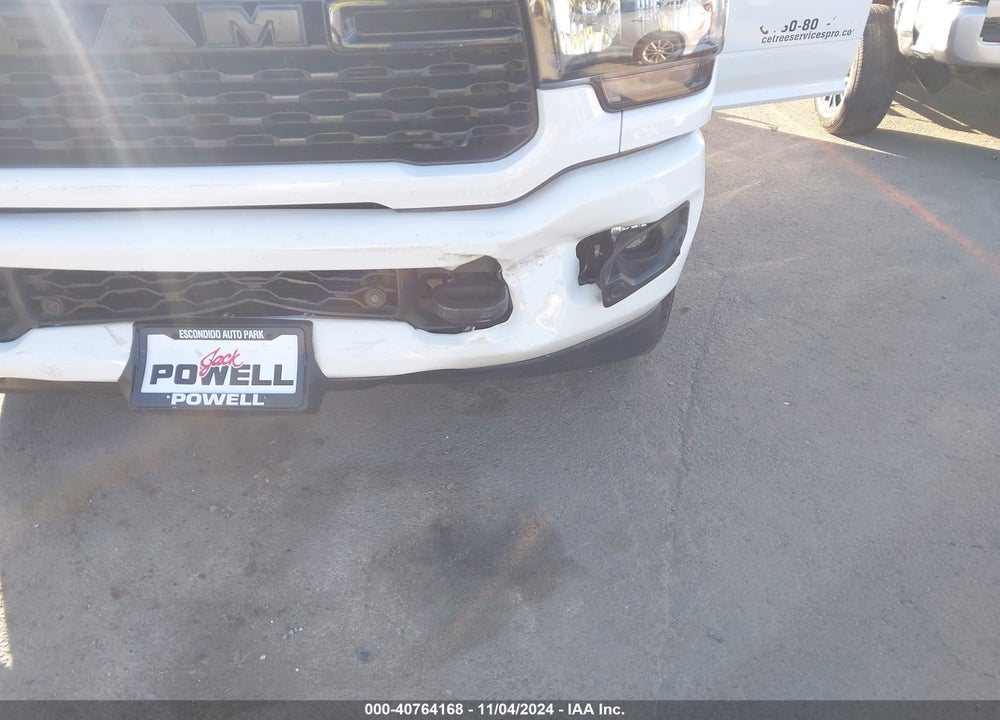 2024 RAM 2500 BIG HORN 4X4 6'4 BOX VIN: 3C6UR5DL8RG254323