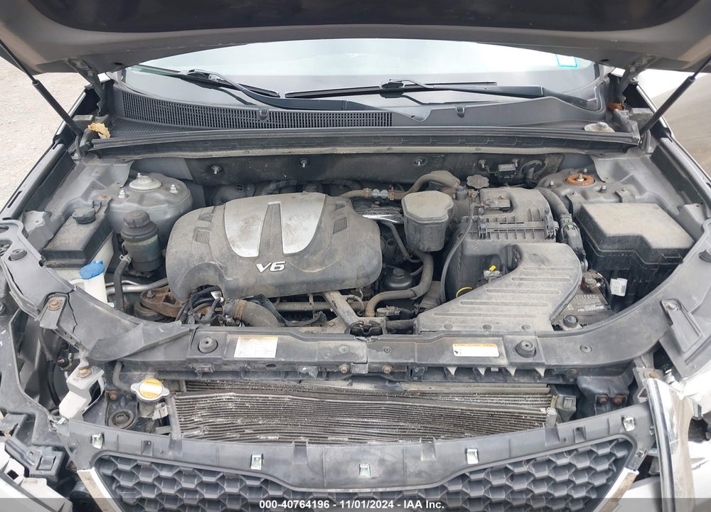 2011 KIA SORENTO LX V6 VIN: 5XYKTDA25BG123071