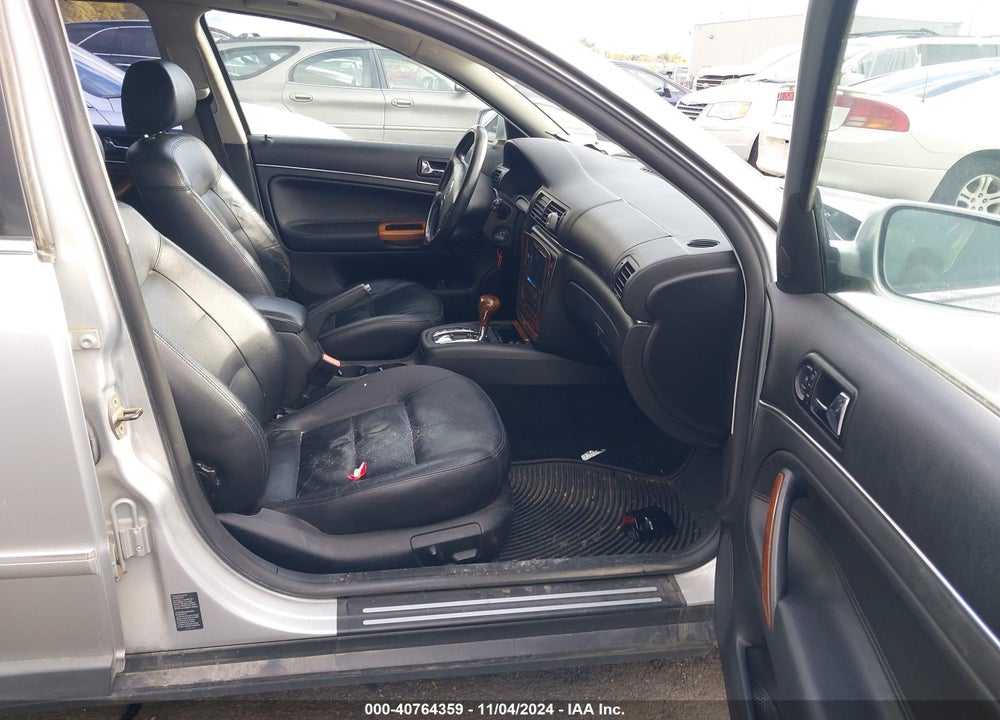 2002 VOLKSWAGEN PASSAT W8 VIN: WVWZK63B52E382369