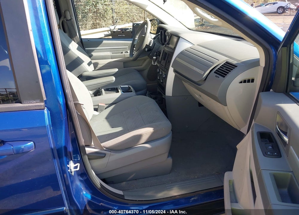 2010 DODGE GRAND CARAVAN HERO VIN: 2D4RN3D16AR417856