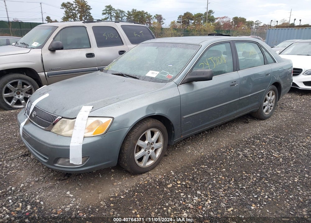 2000 TOYOTA AVALON XLS VIN: 4T1BF28B9YU078401