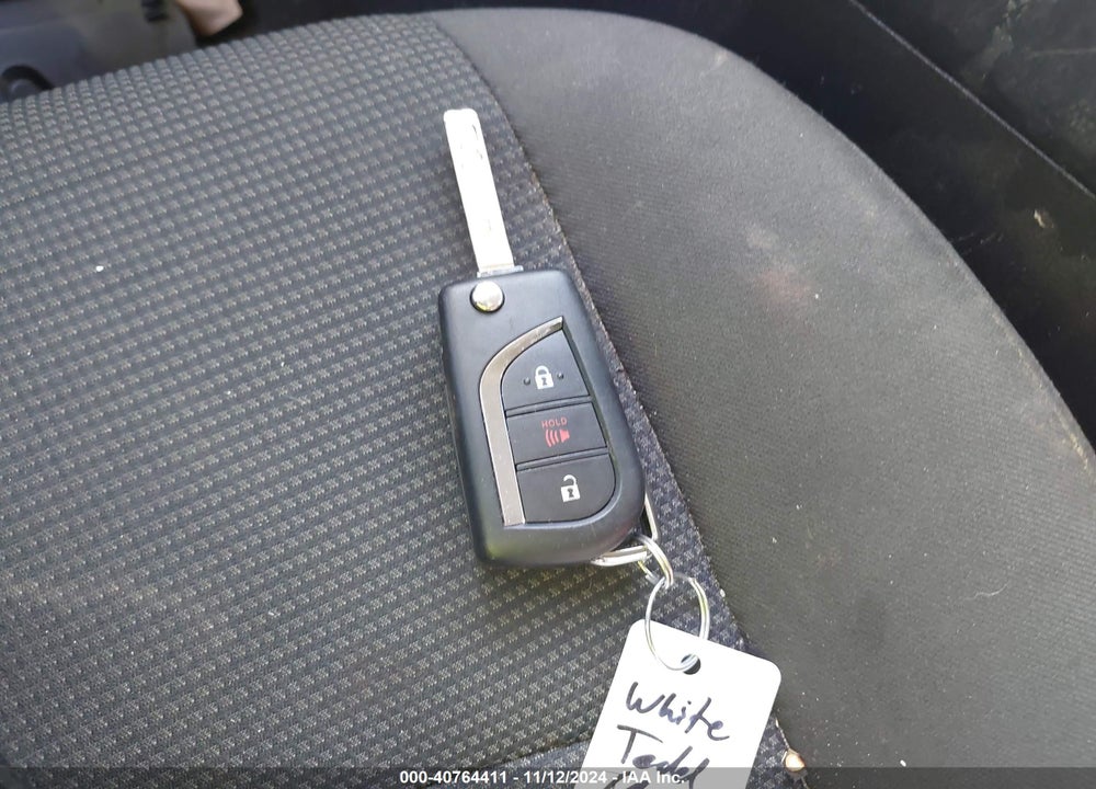 2019 TOYOTA RAV4 LE VIN: 2T3K1RFV4KC017333