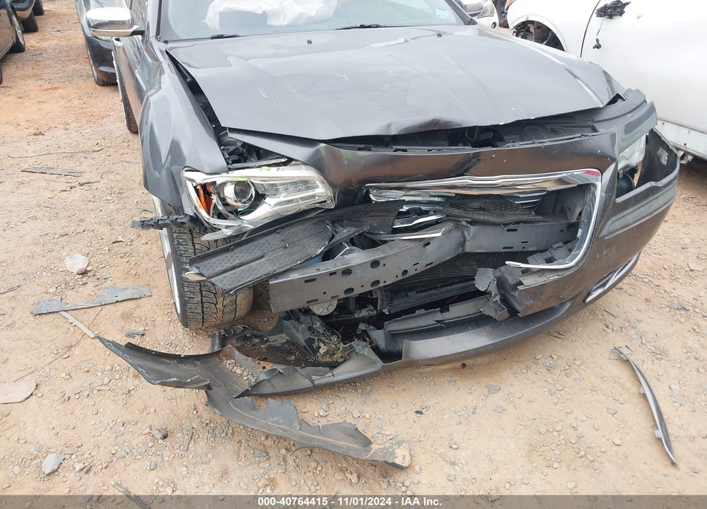 2014 CHRYSLER 300C VIN: 2C3CCAET6EH148528