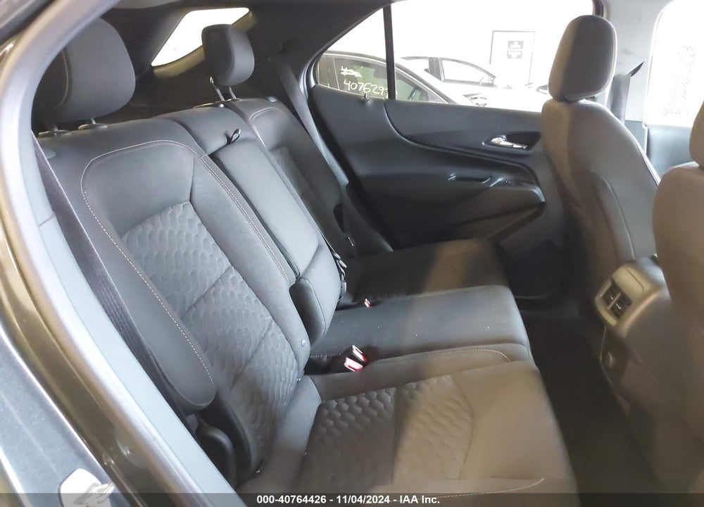 2018 CHEVROLET EQUINOX LT VIN: 2GNAXJEV9J6309945