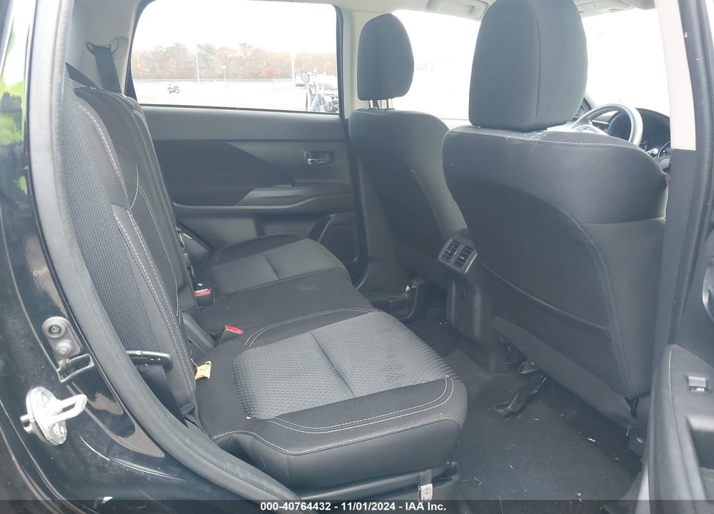 2020 MITSUBISHI OUTLANDER ES 2.4 VIN: JA4AD2A32LZ047702
