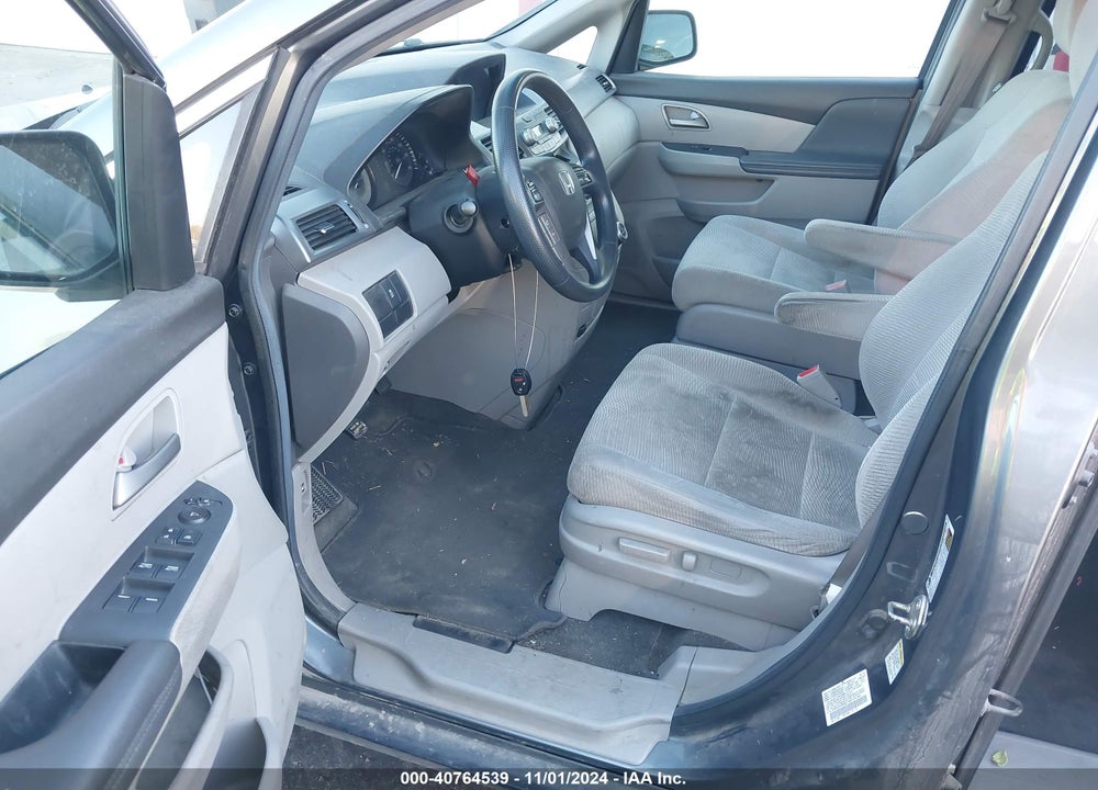 2013 HONDA ODYSSEY LX VIN: 5FNRL5H20DB011654