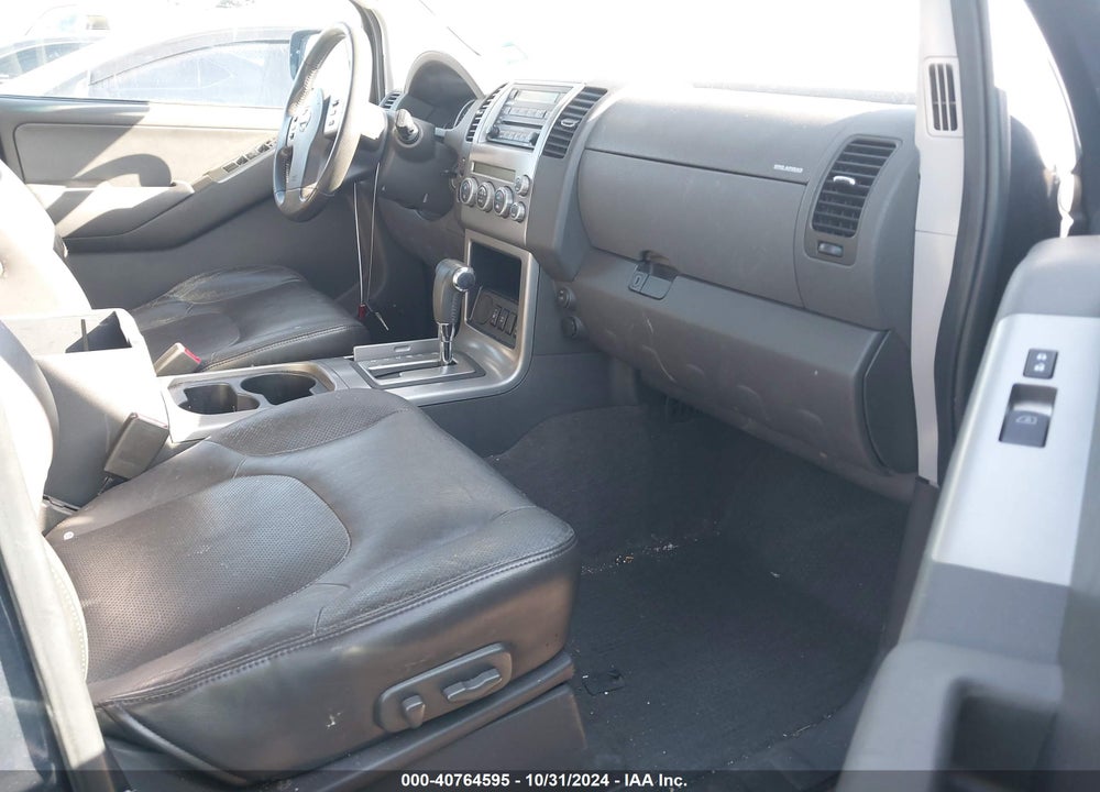 2007 NISSAN PATHFINDER SE VIN: 5N1AR18U27C628038
