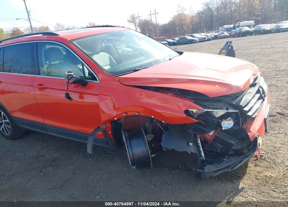 2019 VOLKSWAGEN TIGUAN 2.0T SE/2.0T SEL/2.0T SEL R-LINE/2.0T SEL R-LINE BLACK VIN: 3VV2B7AX5KM159492