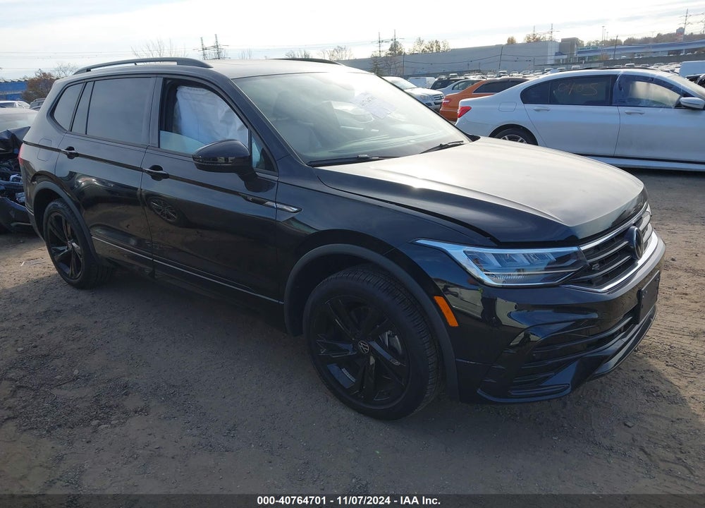 2024 VOLKSWAGEN TIGUAN 2.0T SE R-LINE BLACK VIN: 3VV8B7AX2RM057989