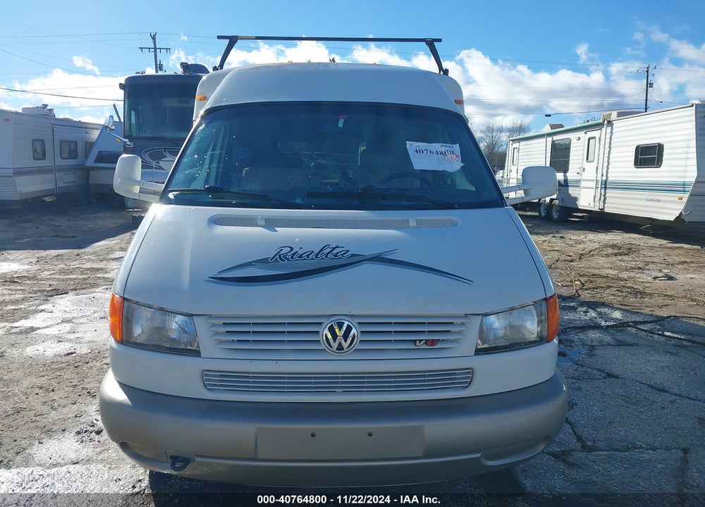 2002 WINNEBAGO RIALTA VIN: WV3AB47011H106789