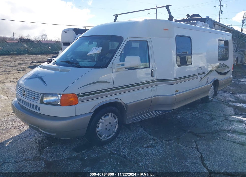 2002 WINNEBAGO RIALTA VIN: WV3AB47011H106789