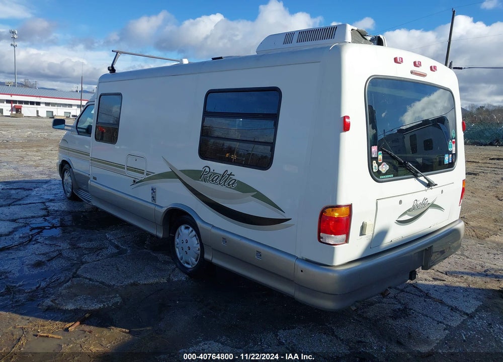 2002 WINNEBAGO RIALTA VIN: WV3AB47011H106789