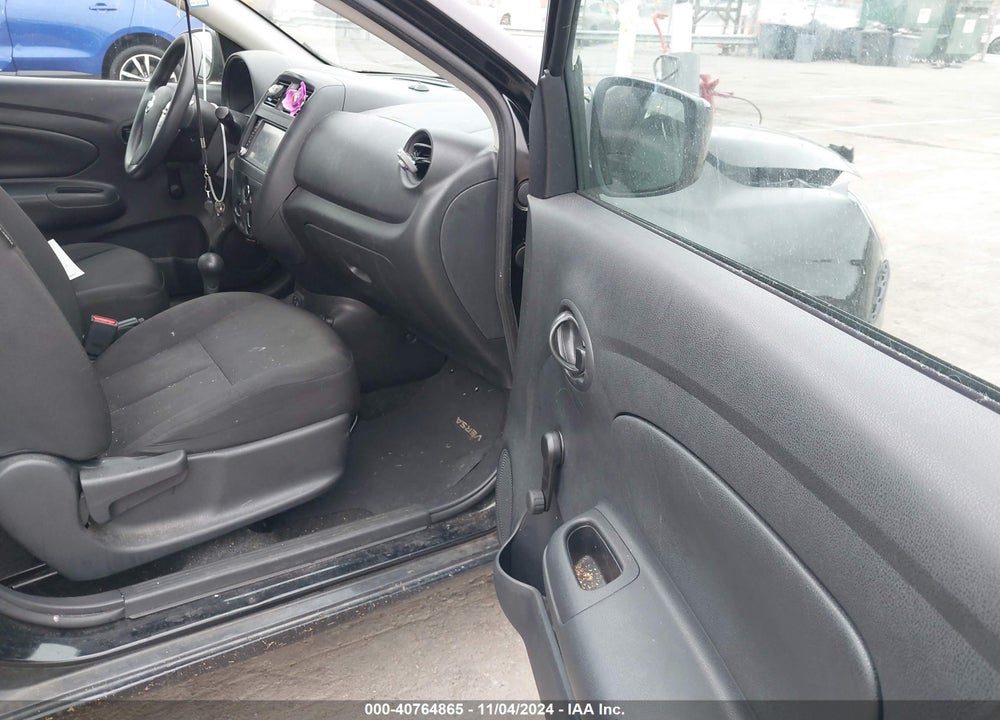 2019 NISSAN VERSA 1.6 S+ VIN: 3N1CN7AP8KL827384