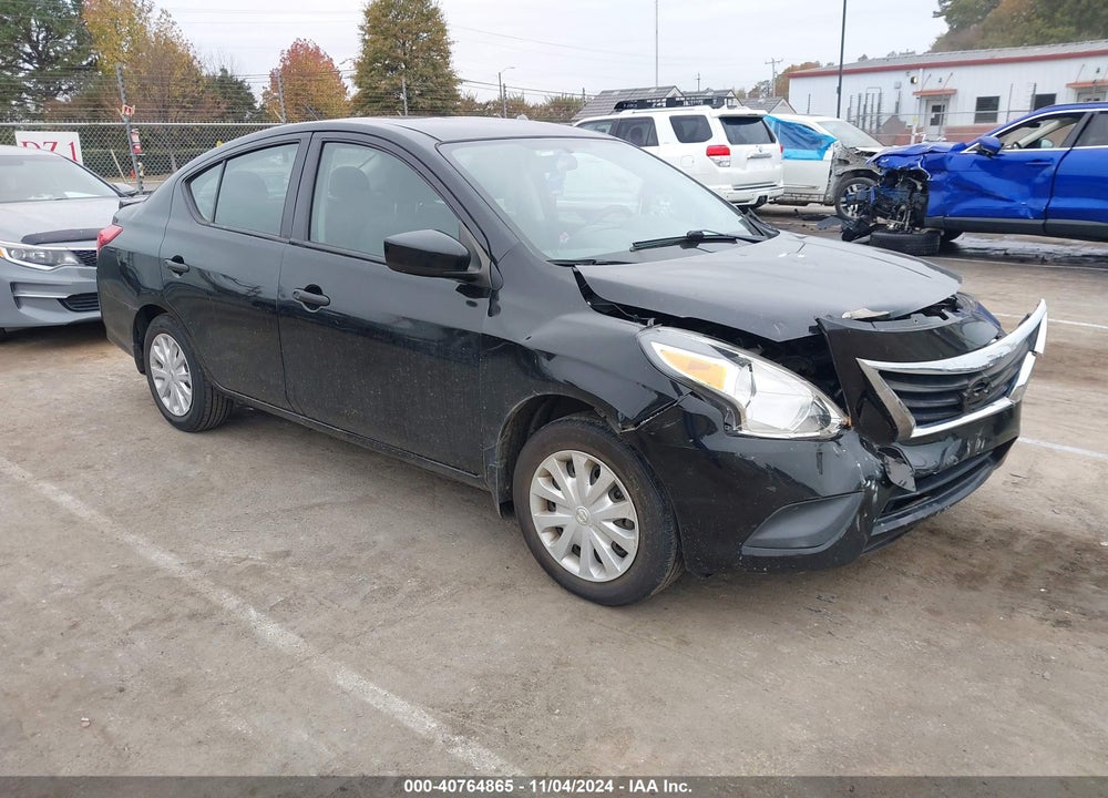 2019 NISSAN VERSA 1.6 S+ VIN: 3N1CN7AP8KL827384