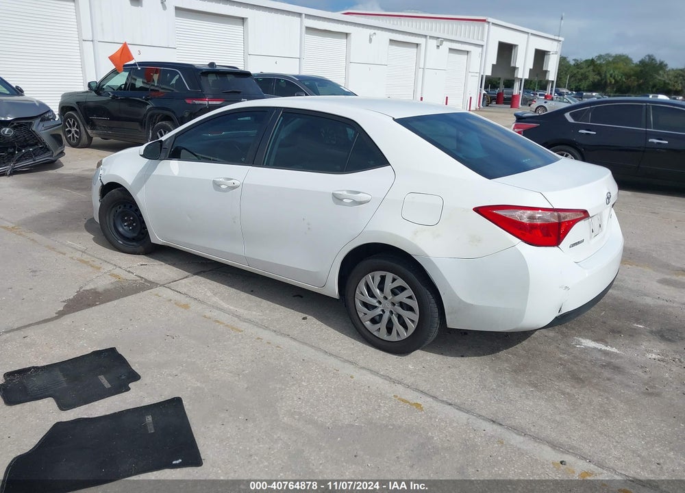 2017 TOYOTA COROLLA LE VIN: 2T1BURHE7HC793400