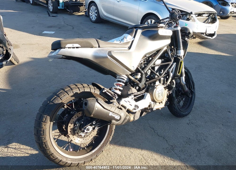 2021 HUSQVARNA VITPILEN 401/SVARTPILEN 401 VIN: MD2JUJ401MC279398