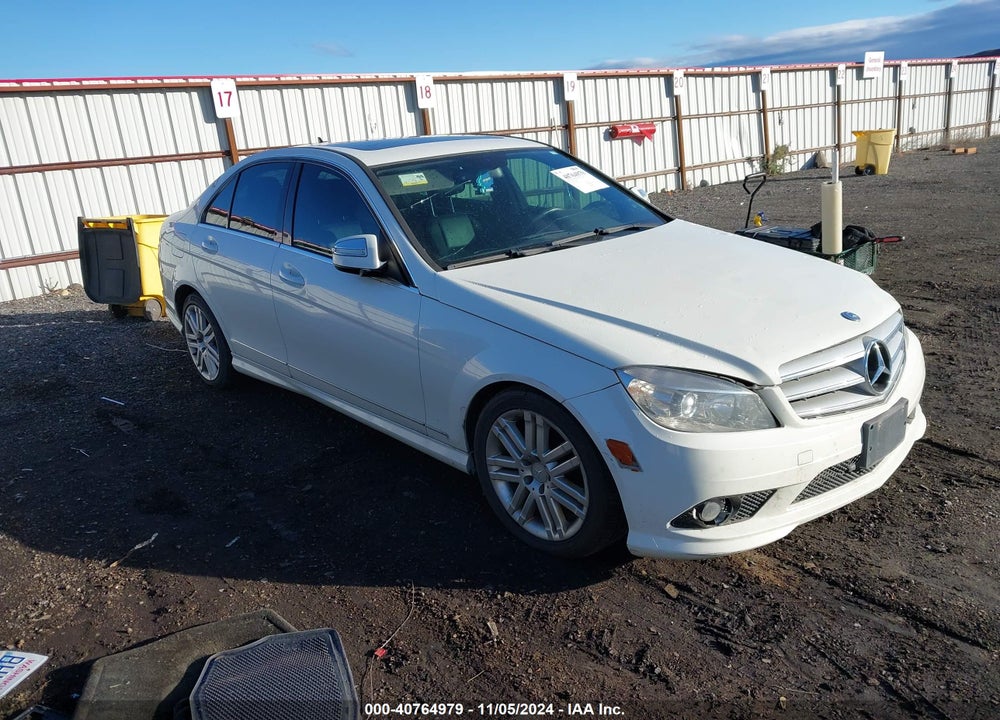 2009 MERCEDES-BENZ C 300 LUXURY/SPORT VIN: WDDGF54X99R077563