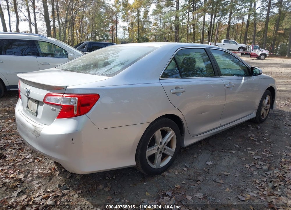 2013 TOYOTA CAMRY SE VIN: 4T1BF1FK4DU669520
