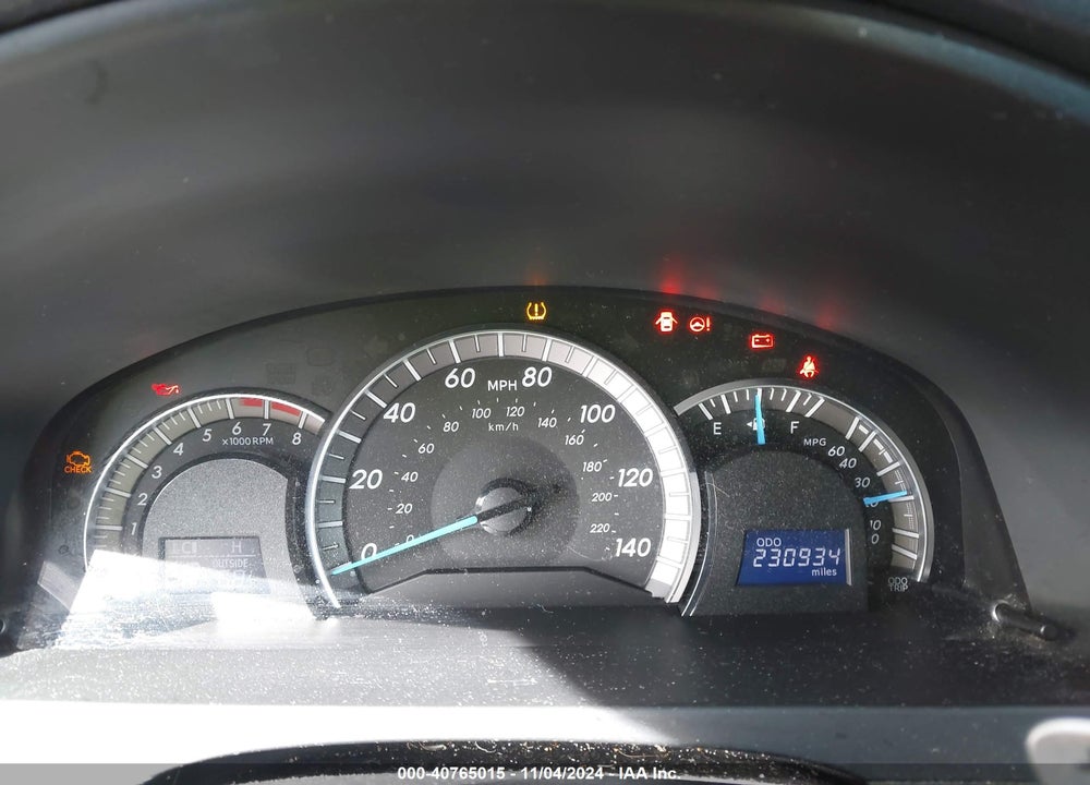 2013 TOYOTA CAMRY SE VIN: 4T1BF1FK4DU669520