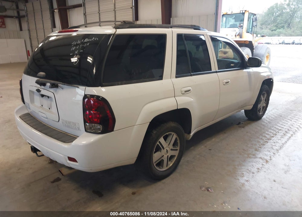 2007 CHEVROLET TRAILBLAZER LT VIN: 1GNDS13S472294524