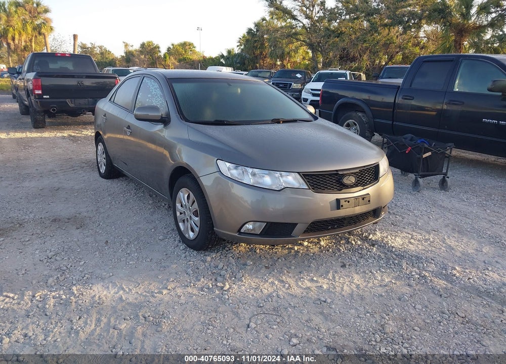 2011 KIA FORTE EX VIN: KNAFU4A29B5357508