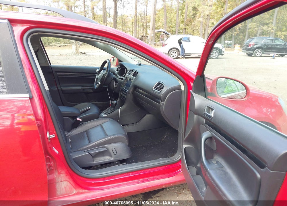 2012 VOLKSWAGEN JETTA SPORTWAGEN 2.0L TDI VIN: 3VWPL7AJ0CM689820