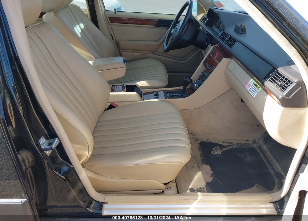1993 MERCEDES-BENZ 300 E 2.8 VIN: WDBEA28E4PB929765