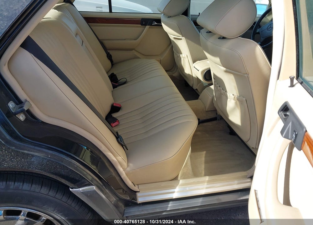 1993 MERCEDES-BENZ 300 E 2.8 VIN: WDBEA28E4PB929765
