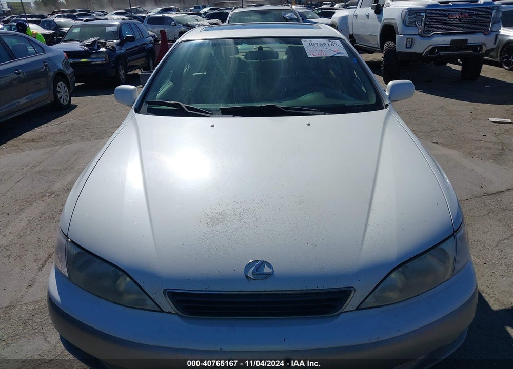 1998 LEXUS ES 300 VIN: JT8BF28G4W5022713