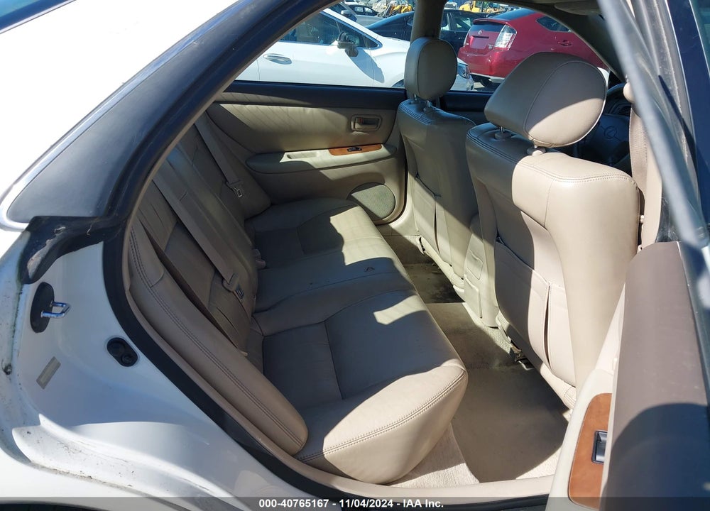 1998 LEXUS ES 300 VIN: JT8BF28G4W5022713