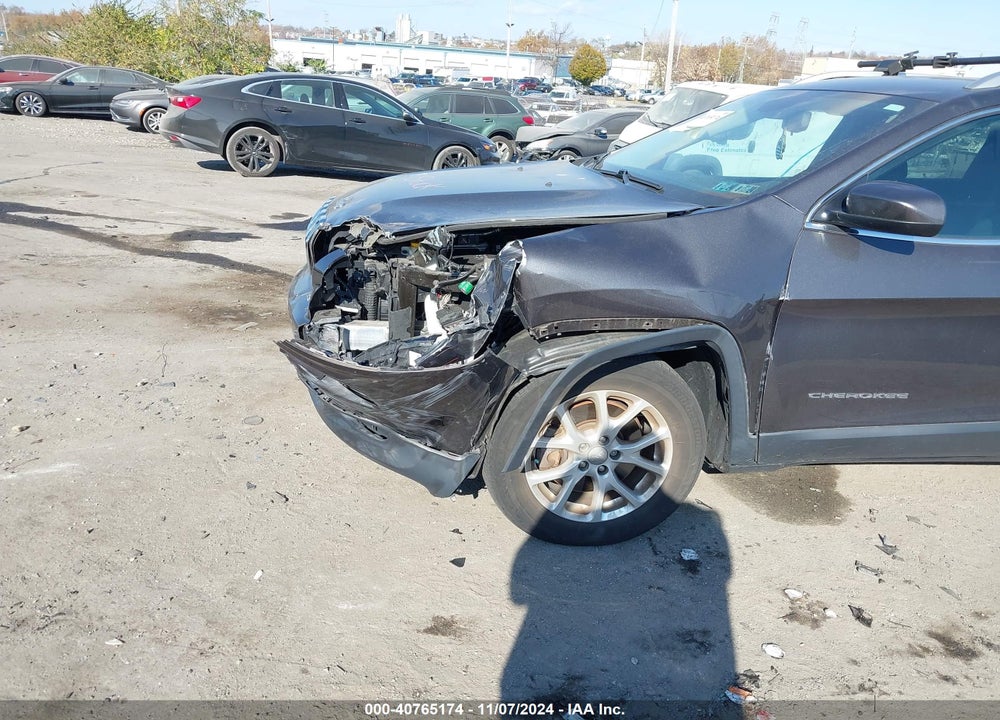 2016 JEEP CHEROKEE VIN: 1C4PJMCS1GW242738