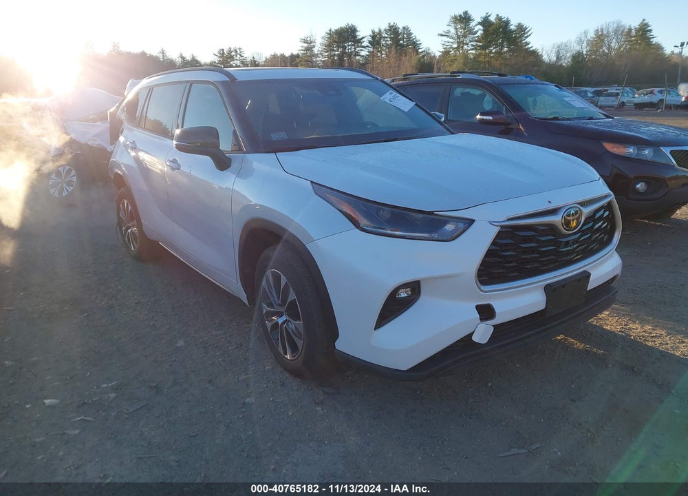 2023 TOYOTA HIGHLANDER XSE VIN: 5TDKDRBH2PS527274