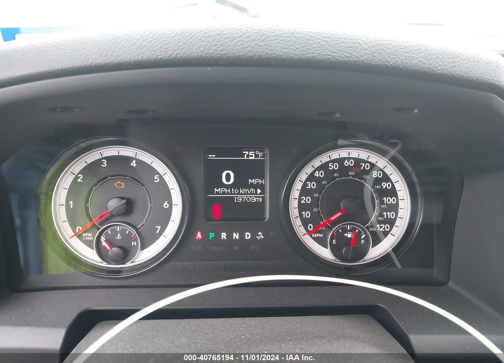 2022 RAM 1500 CLASSIC TRADESMAN 4X2 6'4 BOX VIN: 1C6RR6FG5NS229684
