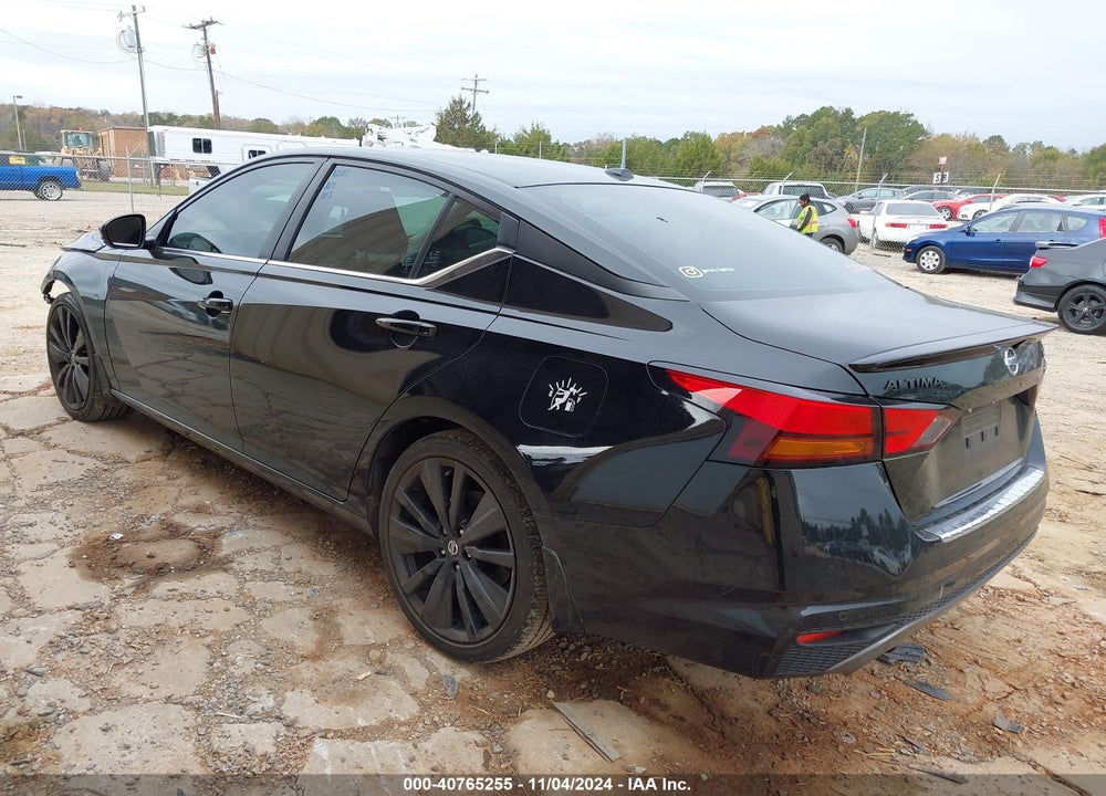 2022 NISSAN ALTIMA SR FWD VIN: 1N4BL4CVXNN360522