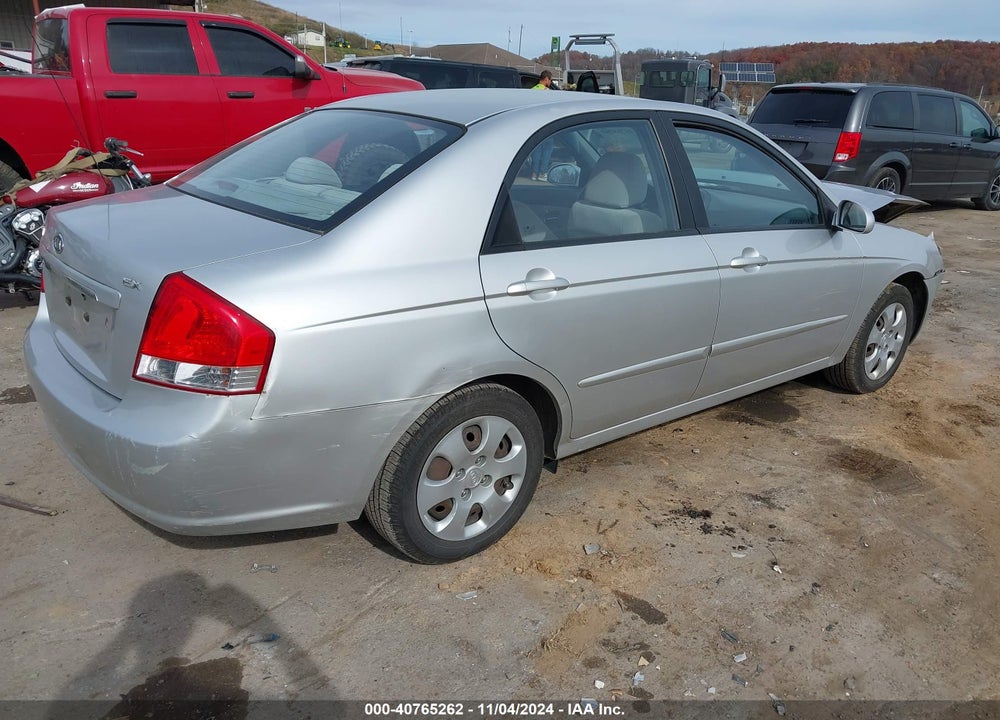 2009 KIA SPECTRA EX VIN: KNAFE221695652776