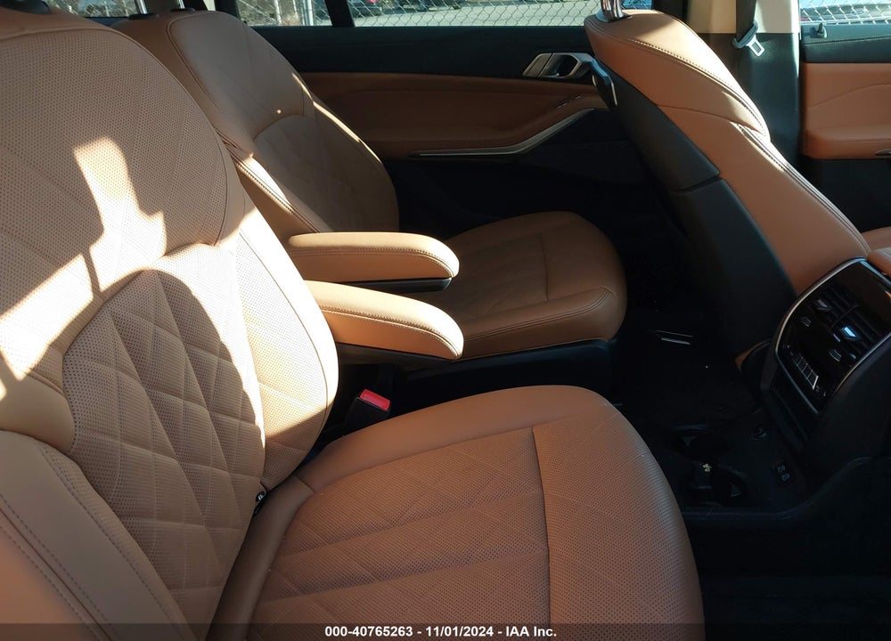 2023 BMW X7 XDRIVE40I VIN: 5UX23EM02P9N62414