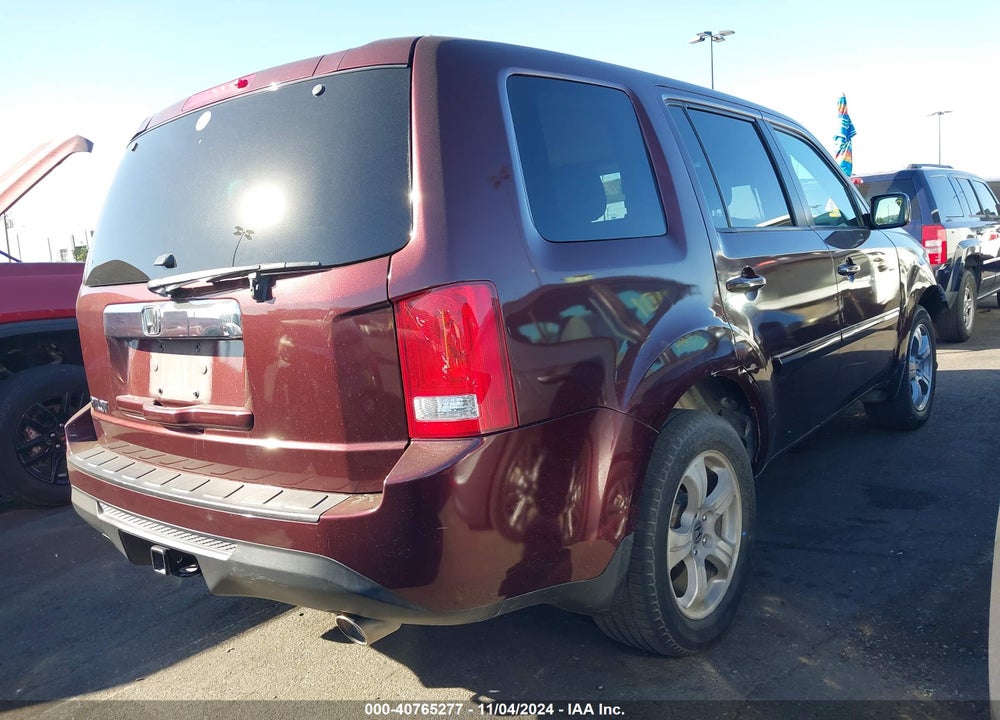 2014 HONDA PILOT EX VIN: 5FNYF3H44EB021288