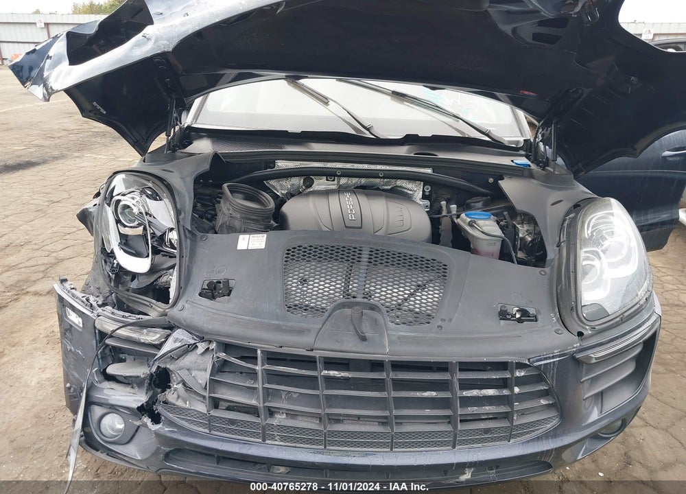 2017 PORSCHE MACAN VIN: WP1AA2A59HLB82541