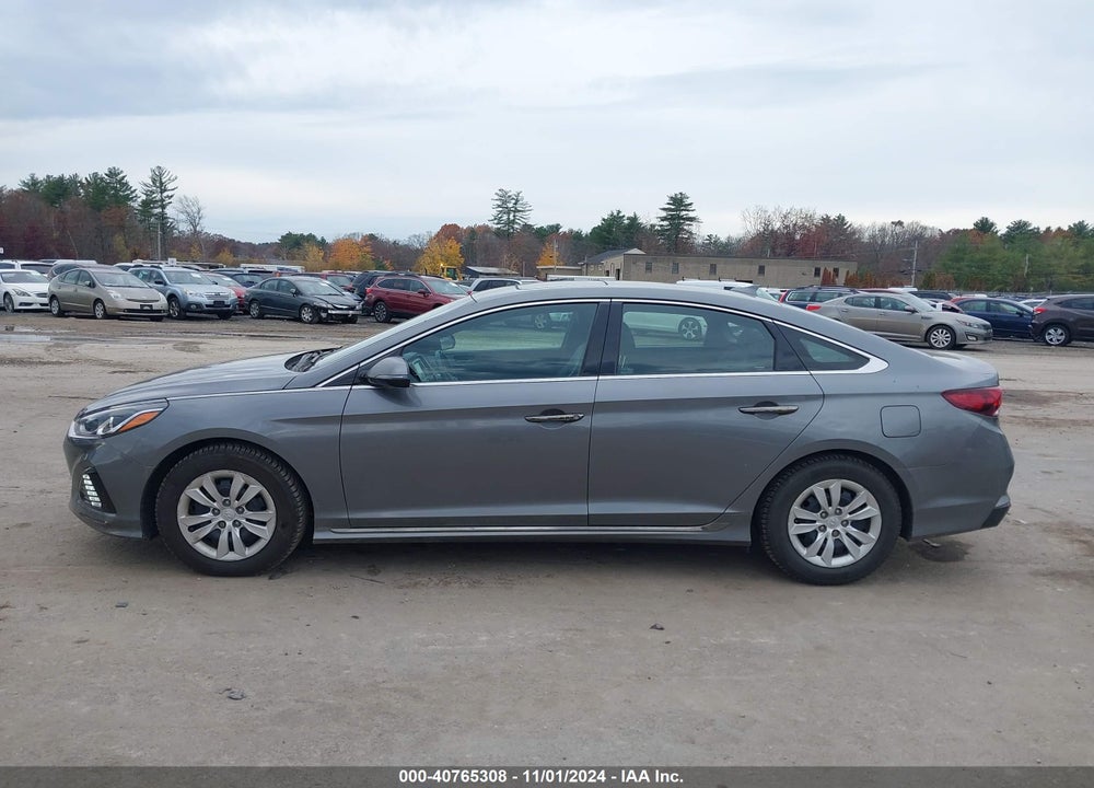 2018 HYUNDAI SONATA SPORT VIN: 5NPE34AF2JH698588