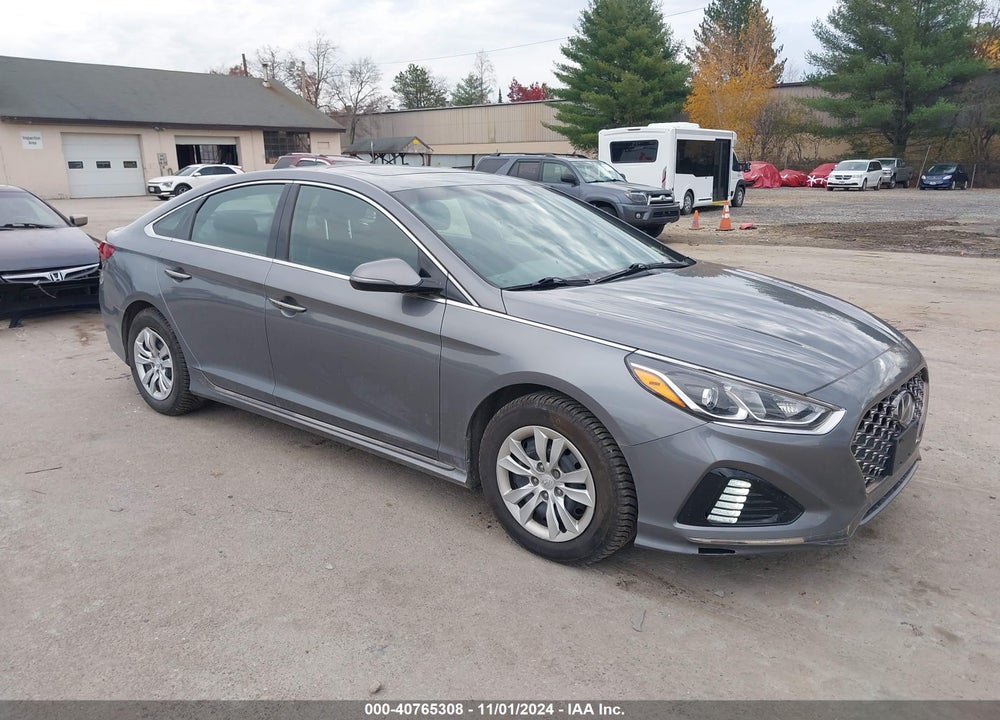 2018 HYUNDAI SONATA SPORT VIN: 5NPE34AF2JH698588