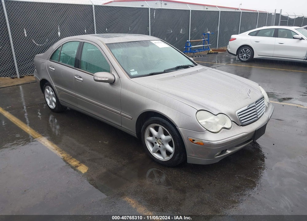 2004 MERCEDES-BENZ C 240 VIN: WDBRF61J24F526485