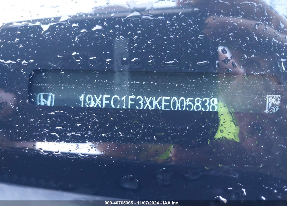 2019 HONDA CIVIC EX VIN: 19XFC1F3XKE005838
