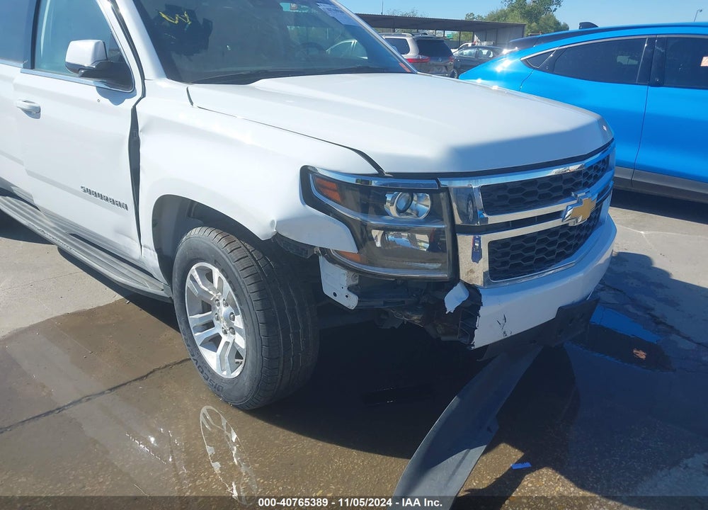 2018 CHEVROLET SUBURBAN LT VIN: 1GNSCHKCXJR242188