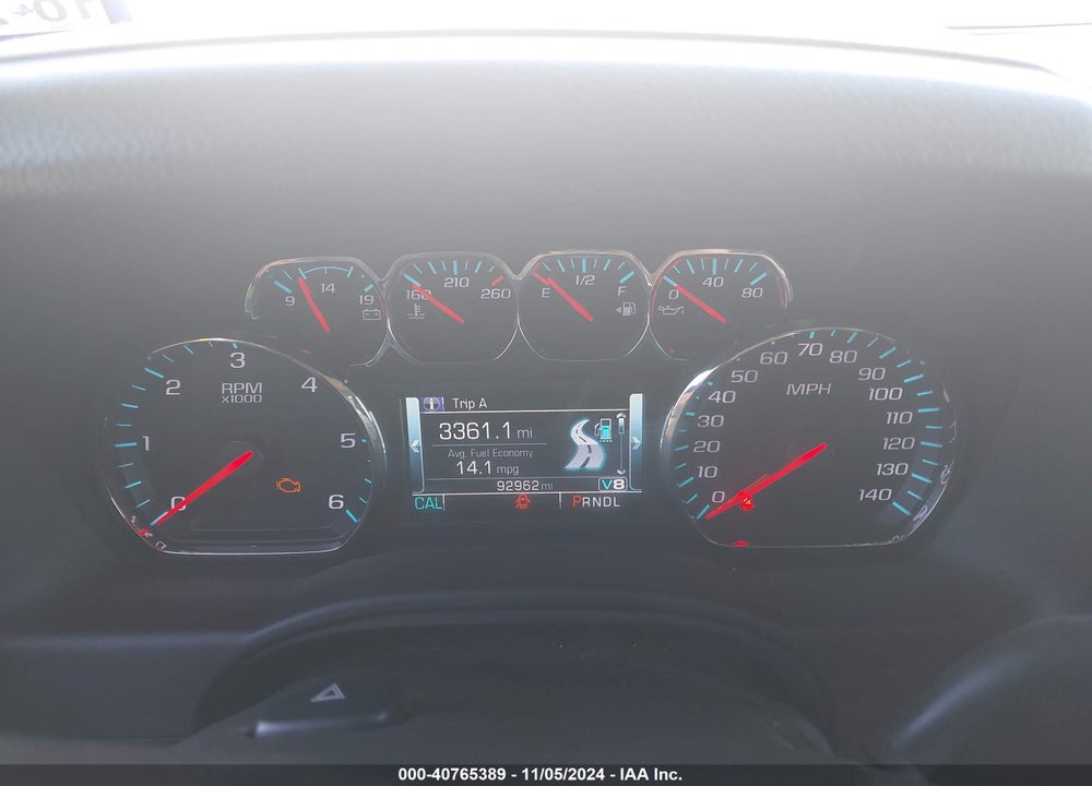 2018 CHEVROLET SUBURBAN LT VIN: 1GNSCHKCXJR242188