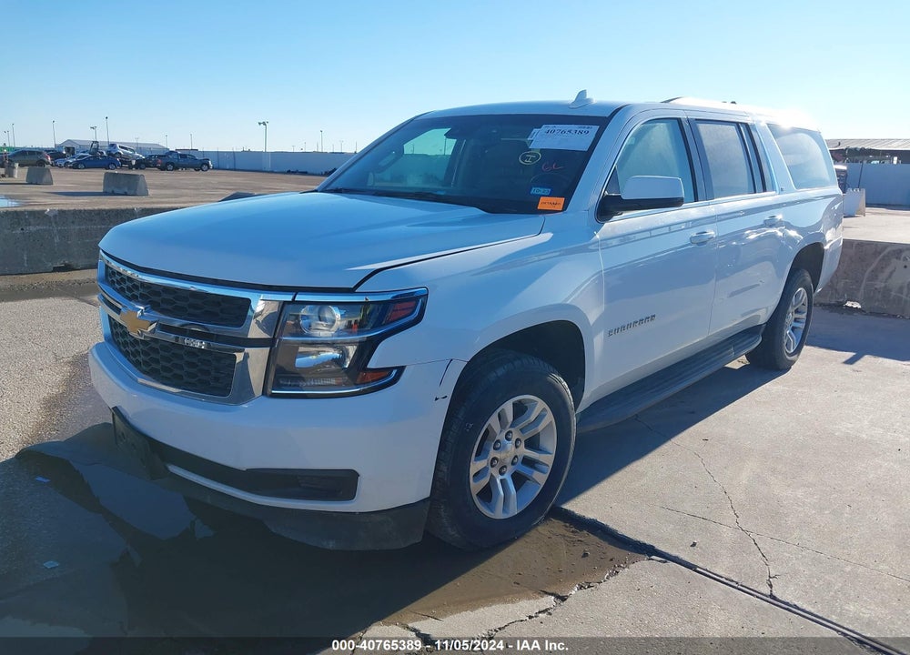 2018 CHEVROLET SUBURBAN LT VIN: 1GNSCHKCXJR242188