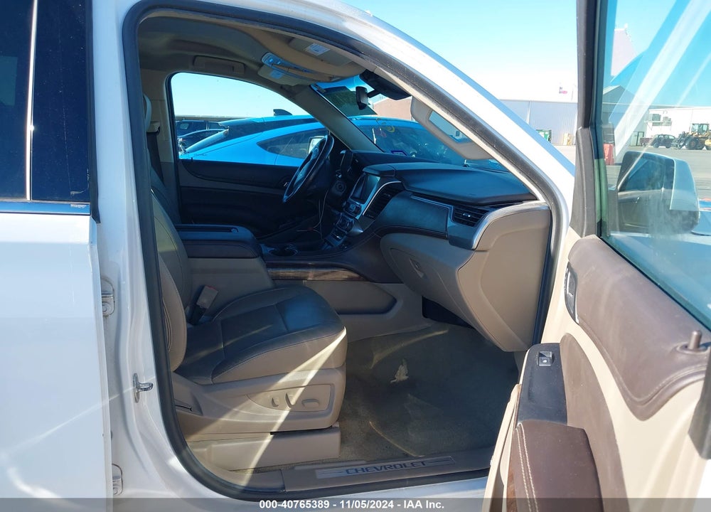 2018 CHEVROLET SUBURBAN LT VIN: 1GNSCHKCXJR242188