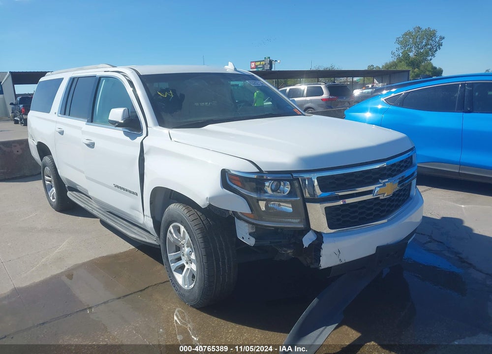 2018 CHEVROLET SUBURBAN LT VIN: 1GNSCHKCXJR242188